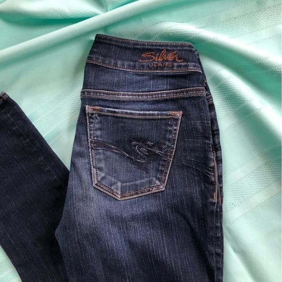 SILVER Suki  Jeans - Picture 3 of 14